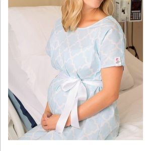 Posh pushers Labor and Delivery Hospital Gown